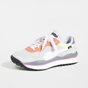 Puma rider 020 game on sneaker